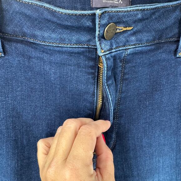 NYDJ Marilyn Straight Jeans Dark Wash Lift Tuck Technology Size 18W - Picture 5 of 10
